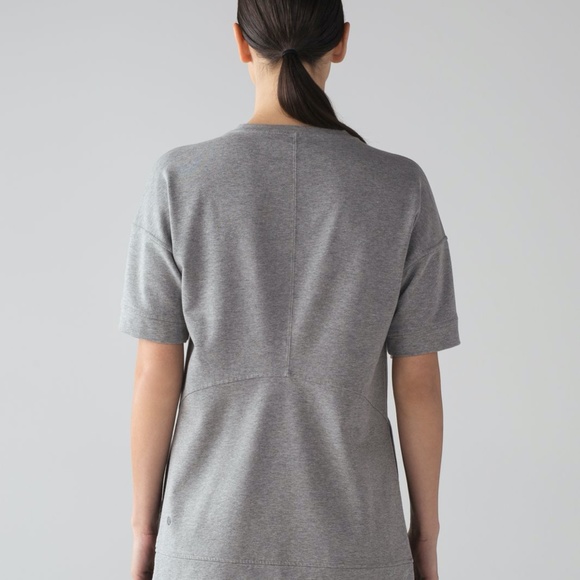 Lululemon Cut Above Tee - Size 6 - Picture 3 of 6